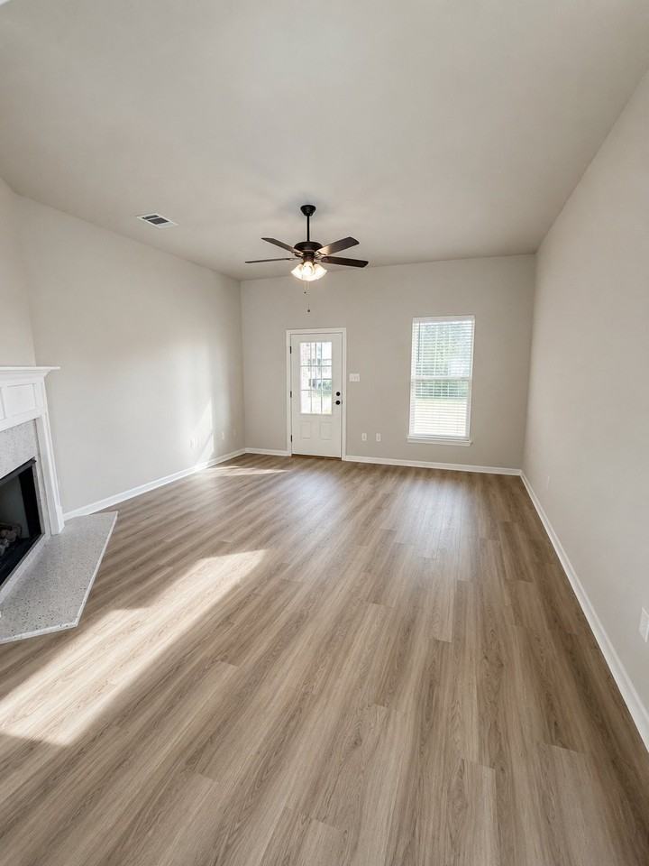 41448 Cozy Way - Photo 3 of 21