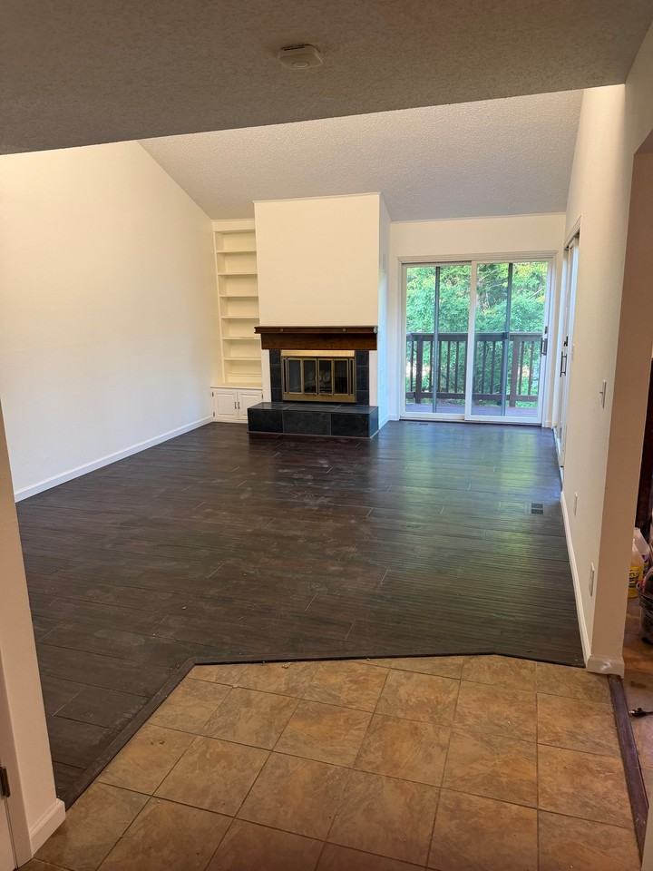 812 Samone Ct - Photo 2 of 15
