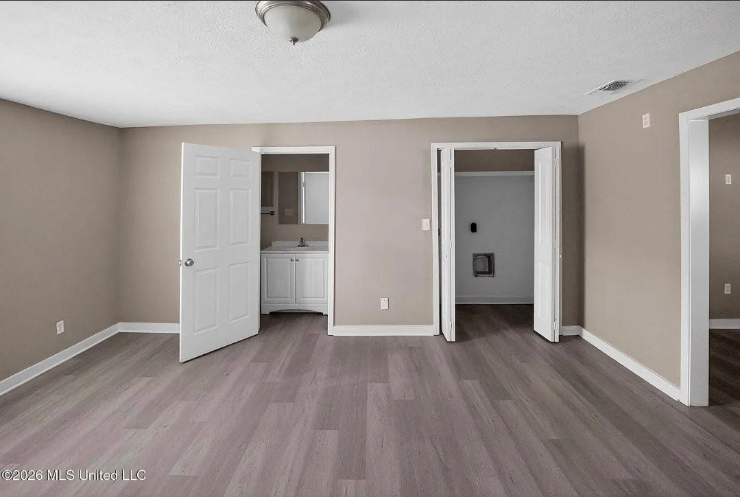 2920 Lakewood Dr - Photo 7 of 10