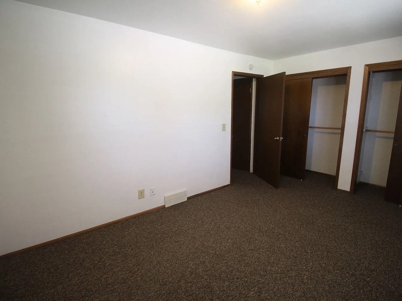10723 W Wren Ave - Photo 6 of 12