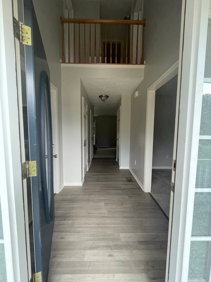 9035 Mullen Rd - Photo 2 of 20