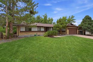 2923 S Reading Ct - Photo 1 of 1