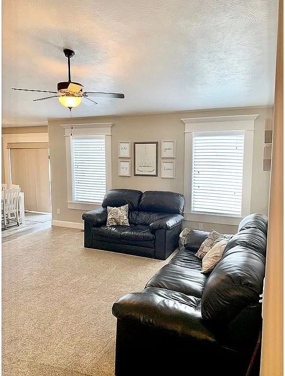 2230 N Roy Dr - Photo 3 of 14
