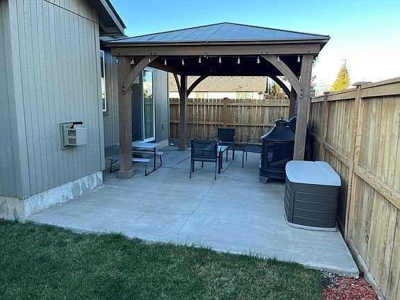 1634 Sw 36th Way - Photo 4 of 14