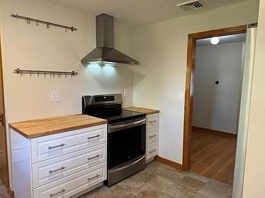 70 Short Beach Rd - Photo 4 of 11