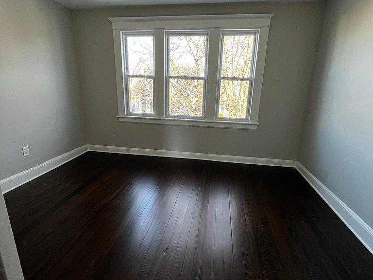 70 Clarkson St - Photo 3 of 15