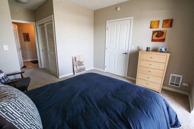 1404040 S Van Ness Ave - Photo 4 of 16