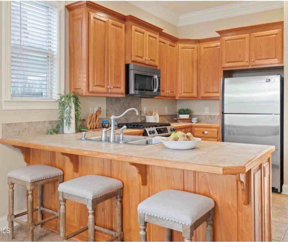 132 Laguna Ln - Photo 7 of 15
