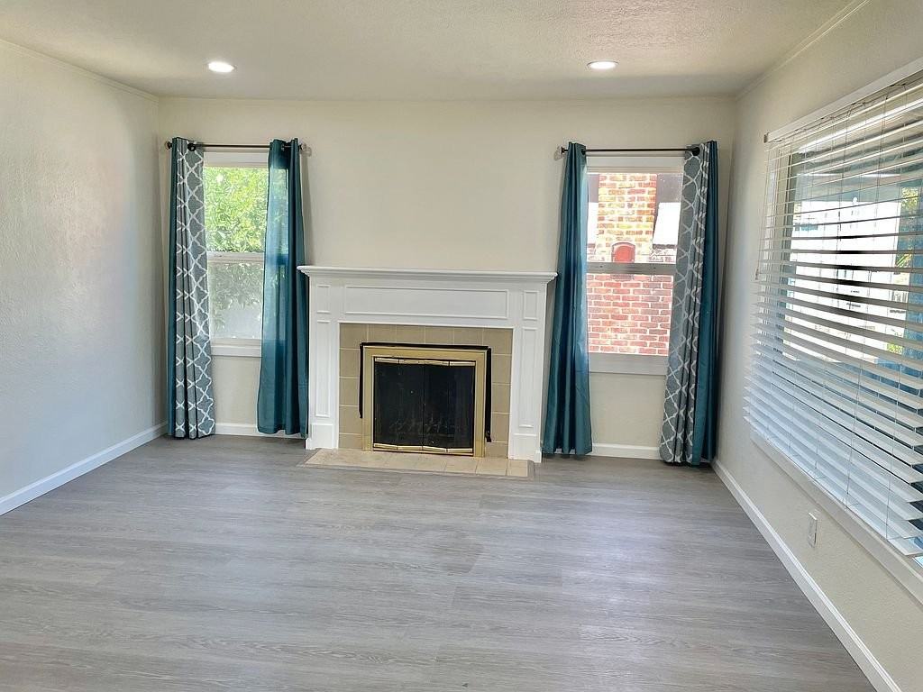 21421 Rizzo Ave - Photo 2 of 17