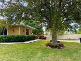 6516 Hartland St - Photo 1 of 1