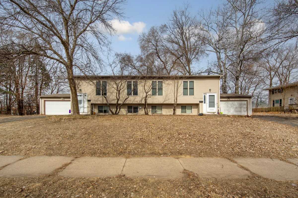 3828 W 108th St - Photo 2 of 18