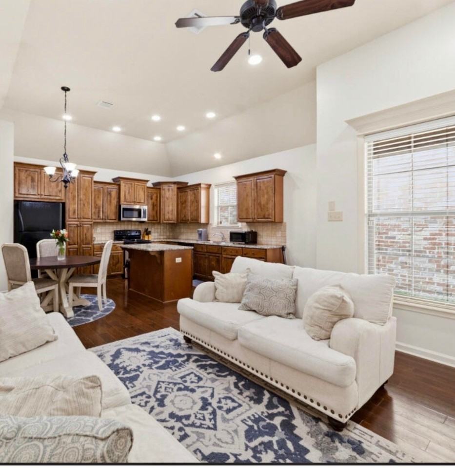 343 Chimney Rock Blvd - Photo 2 of 17