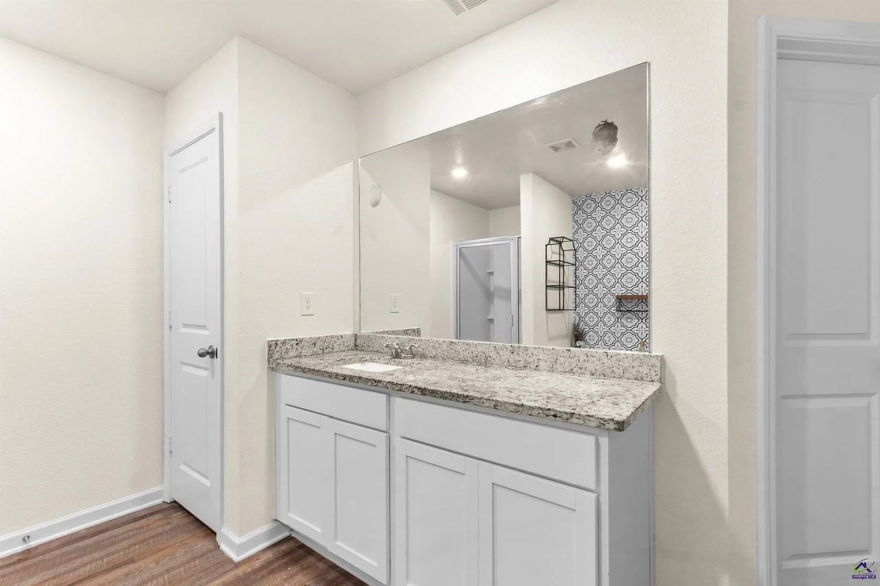 3335 Bridgewood Dr - Photo 7 of 20