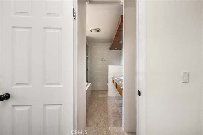 3424 Rockhold Ave - Photo 3 of 19