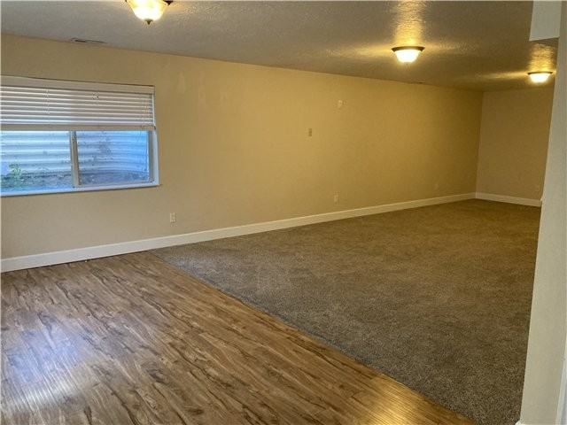 225 E Hansen Rdg - Photo 4 of 10