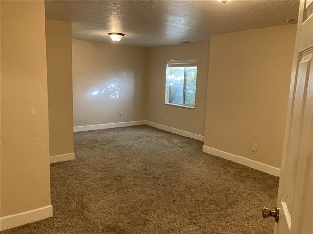 225 E Hansen Rdg - Photo 5 of 10