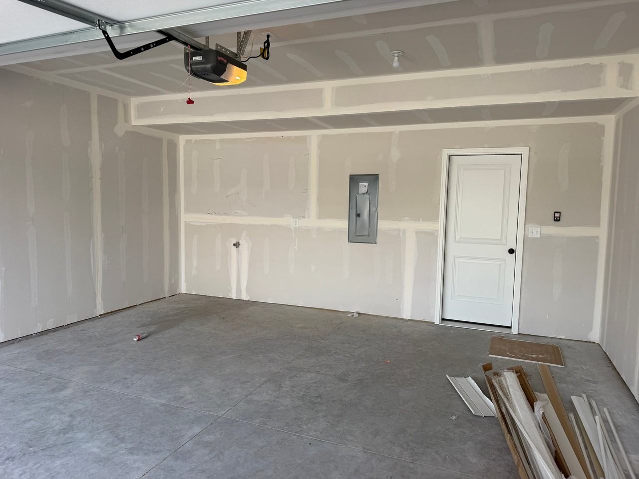 1648 Aspen Ct - Photo 5 of 17