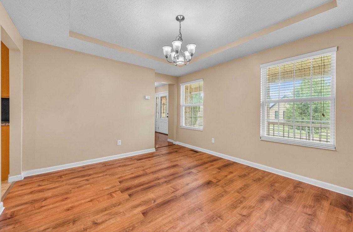 3077 Cypress Hill Dr - Photo 4 of 20