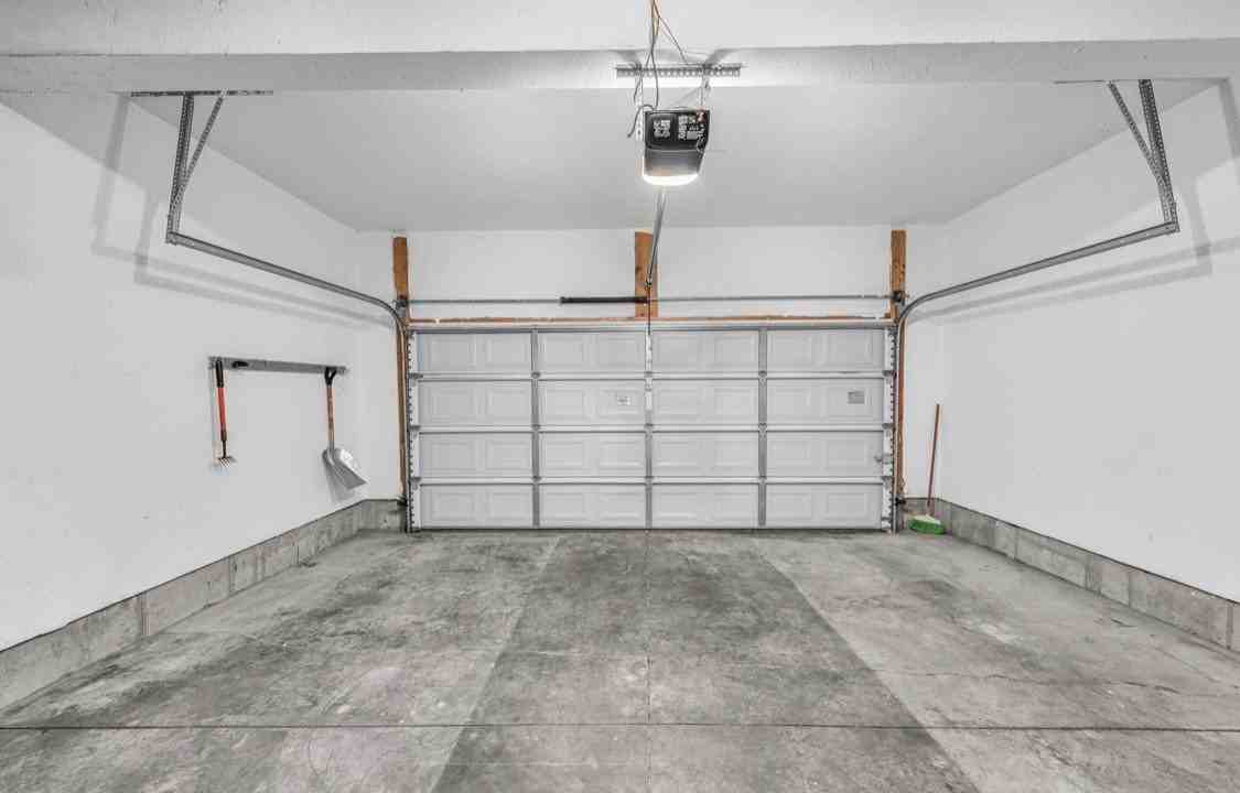 3077 Cypress Hill Dr - Photo 7 of 20