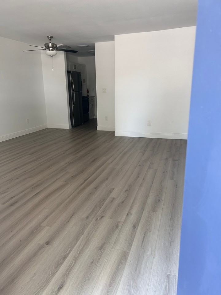 6711 45th Ave W #A - Photo 3 of 20