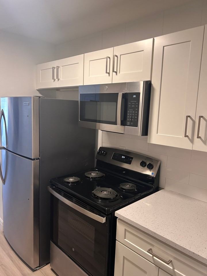 6711 45th Ave W #A - Photo 7 of 20