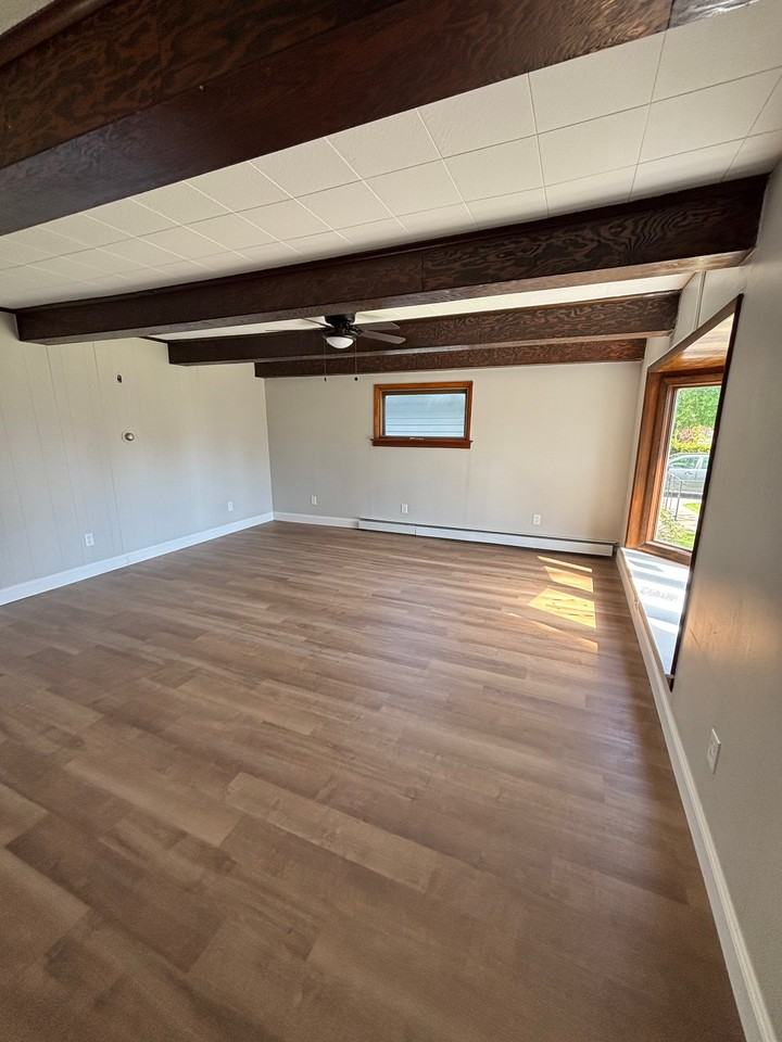 484 79th St - Photo 2 of 18