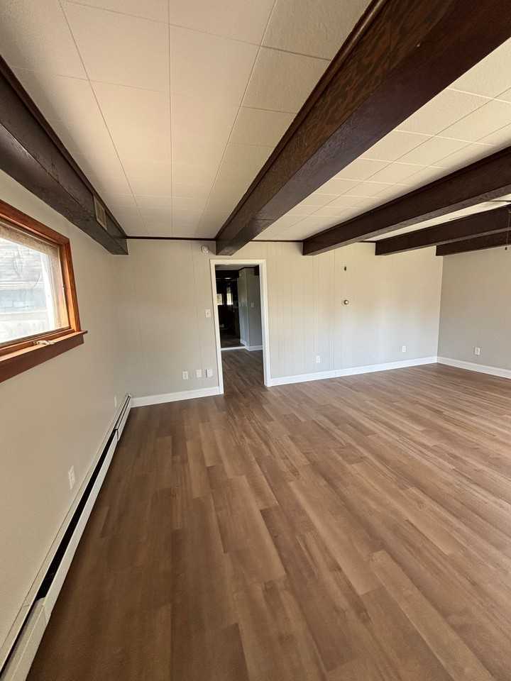 484 79th St - Photo 3 of 18