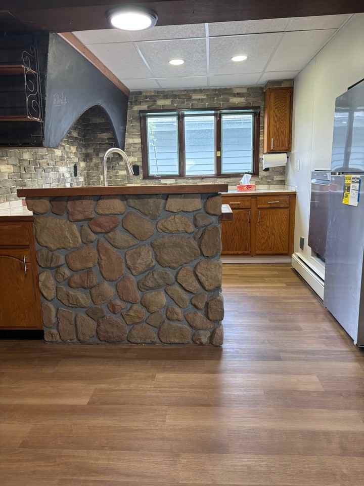 484 79th St - Photo 5 of 18