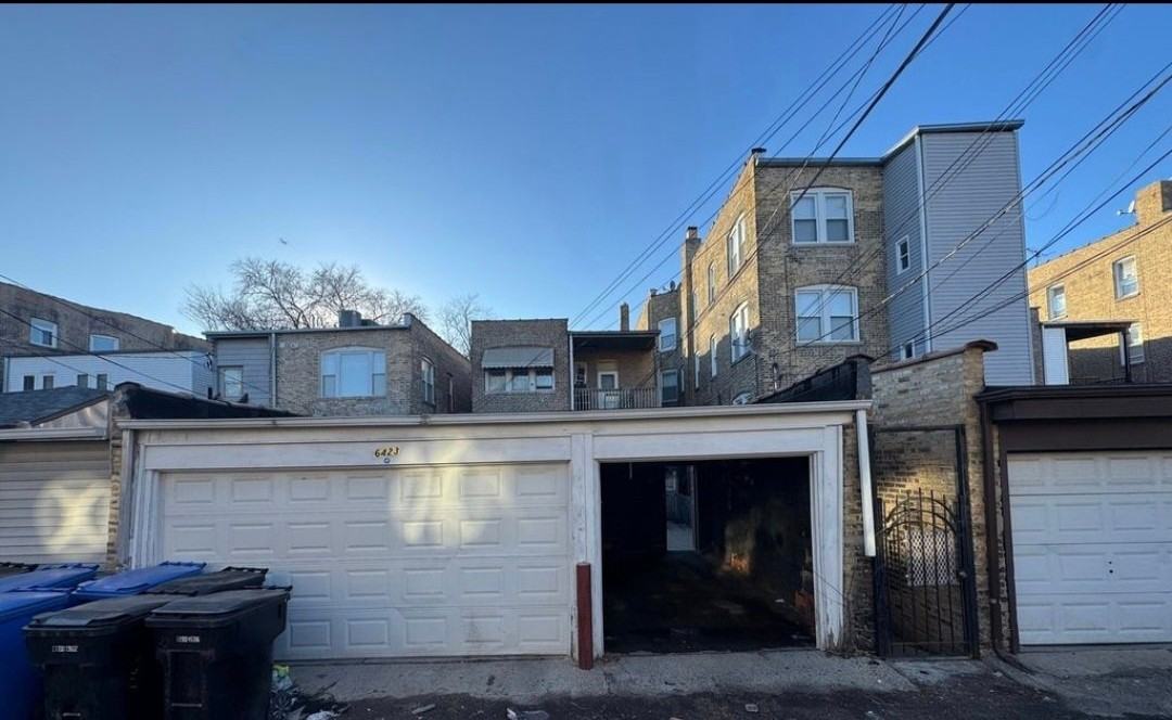 6423 N Leavitt St #2S - Photo 6 of 7