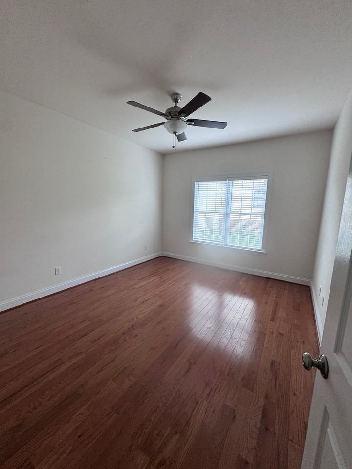 2912 Bayfront Way - Photo 7 of 21