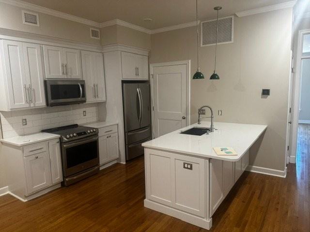 205 N Williams St #D - Photo 2 of 7