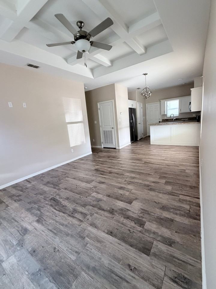 1725 W Harrison St #2 - Photo 3 of 16