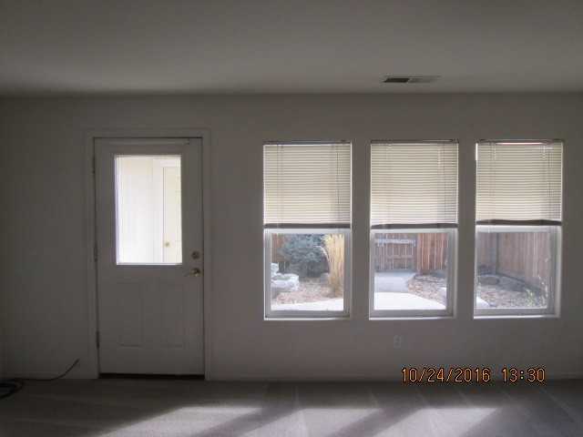 1433 Honey Locust Ave #NA - Photo 3 of 12
