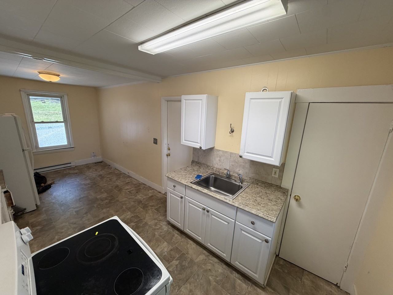 17 Oak Ct #2 - Photo 2 of 6