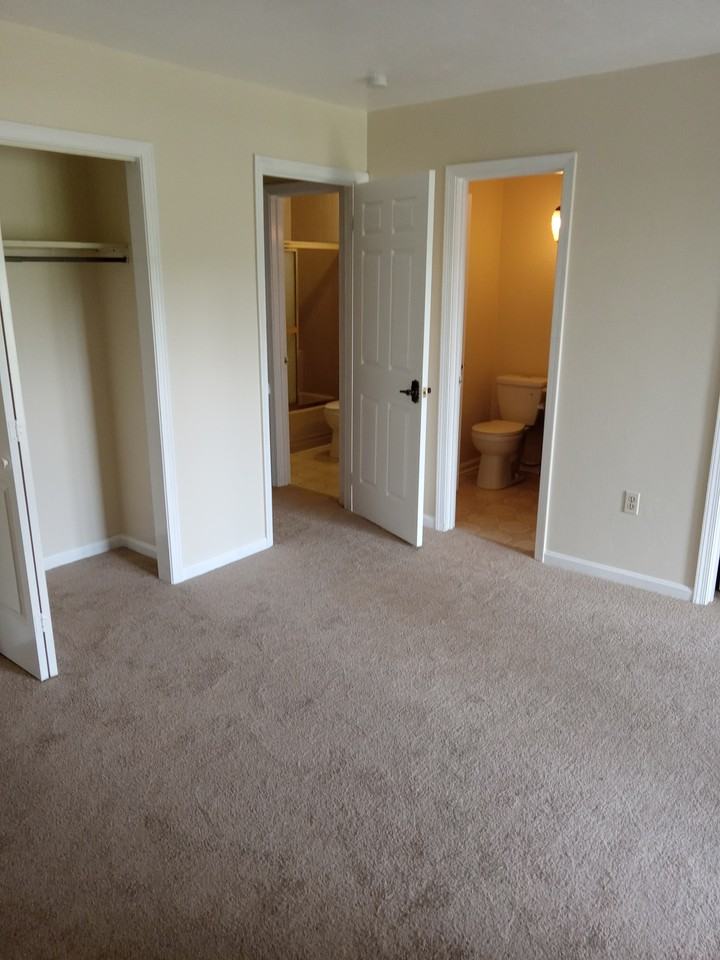 2636 Emmitsburg Rd #2F
