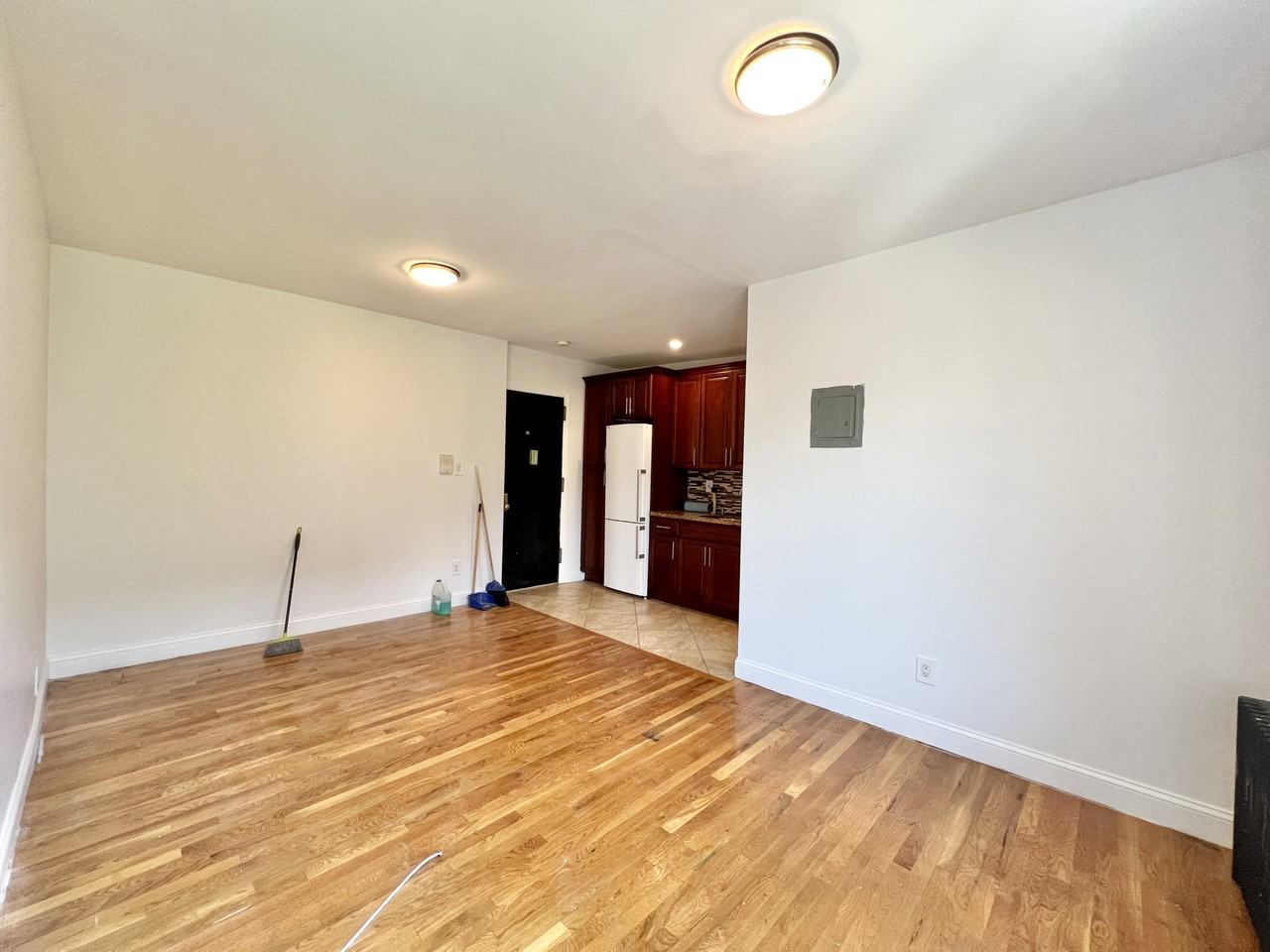 57 Herkimer St #3 - Photo 2 of 5