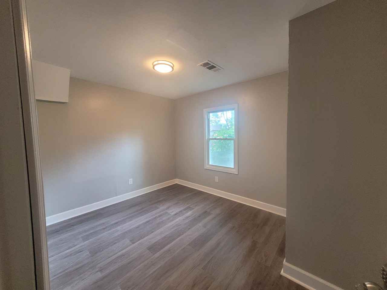 697 Kurt Dr Sw #NA - Photo 7 of 7