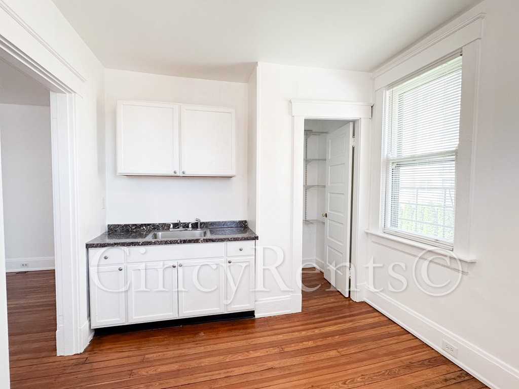 4033 Edwards Rd #4 - Photo 3 of 15
