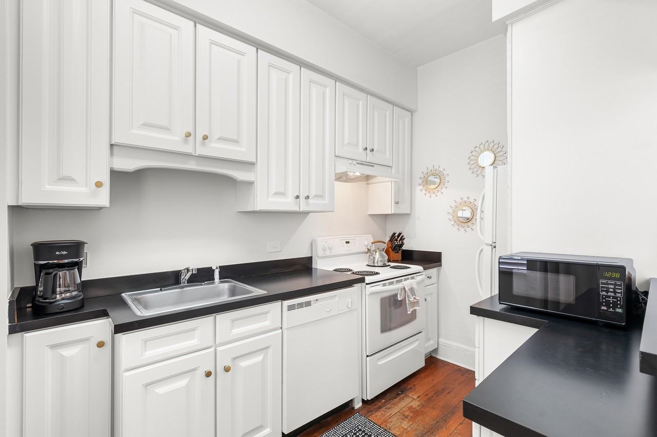 24 E Macon St #3 - Photo 4 of 21