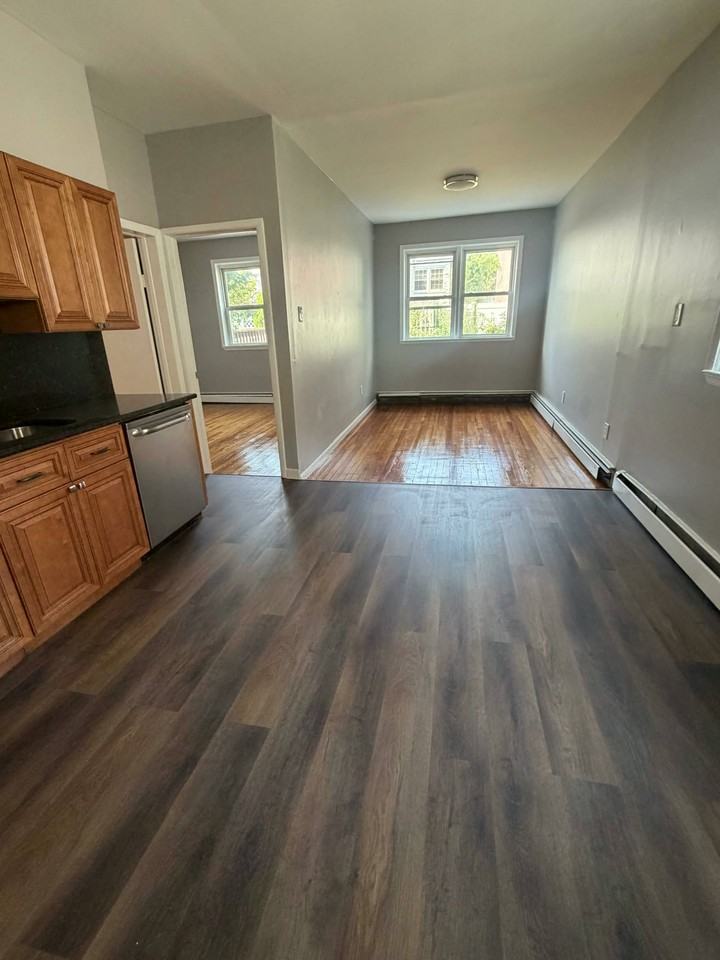 83 W 47th St #2 - Photo 2 of 8