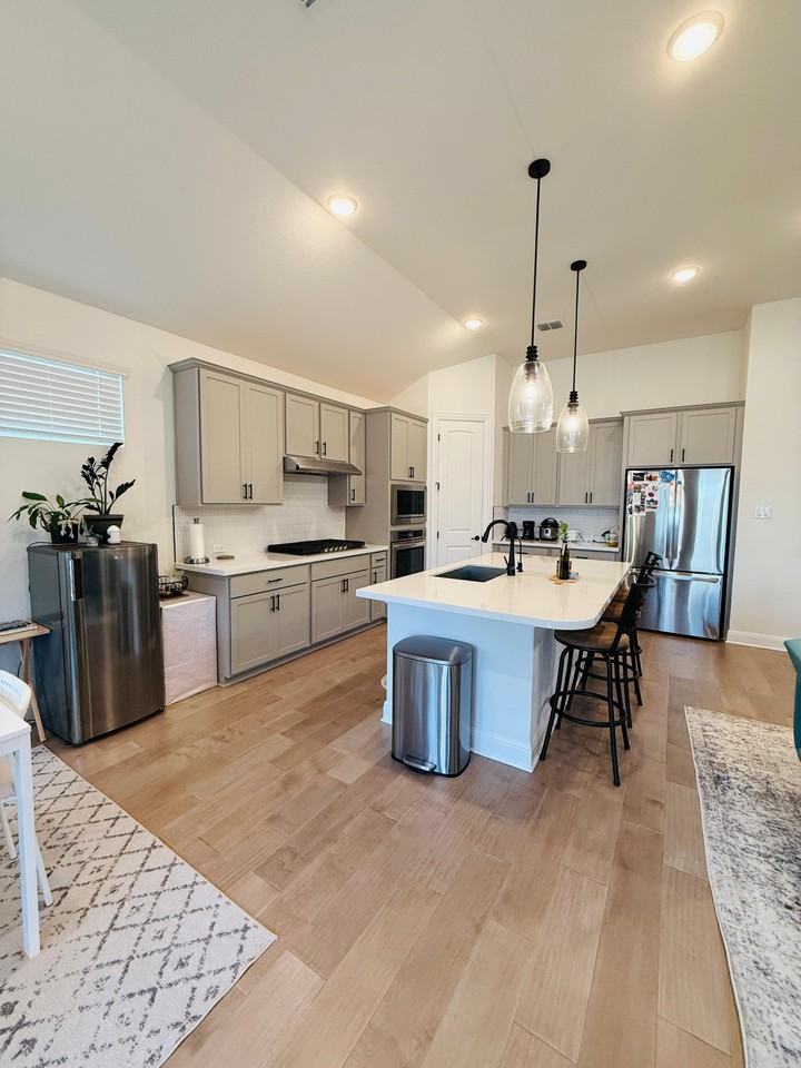 2944 Youngwood St #NA - Photo 6 of 30