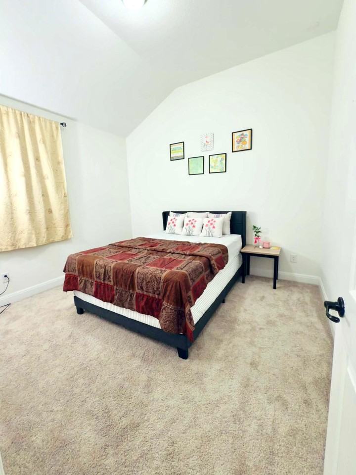 2944 Youngwood St #NA - Photo 7 of 30