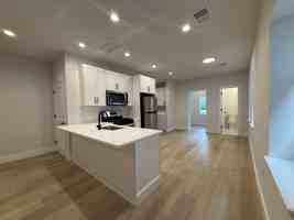 featured image of 160 Main St #4A