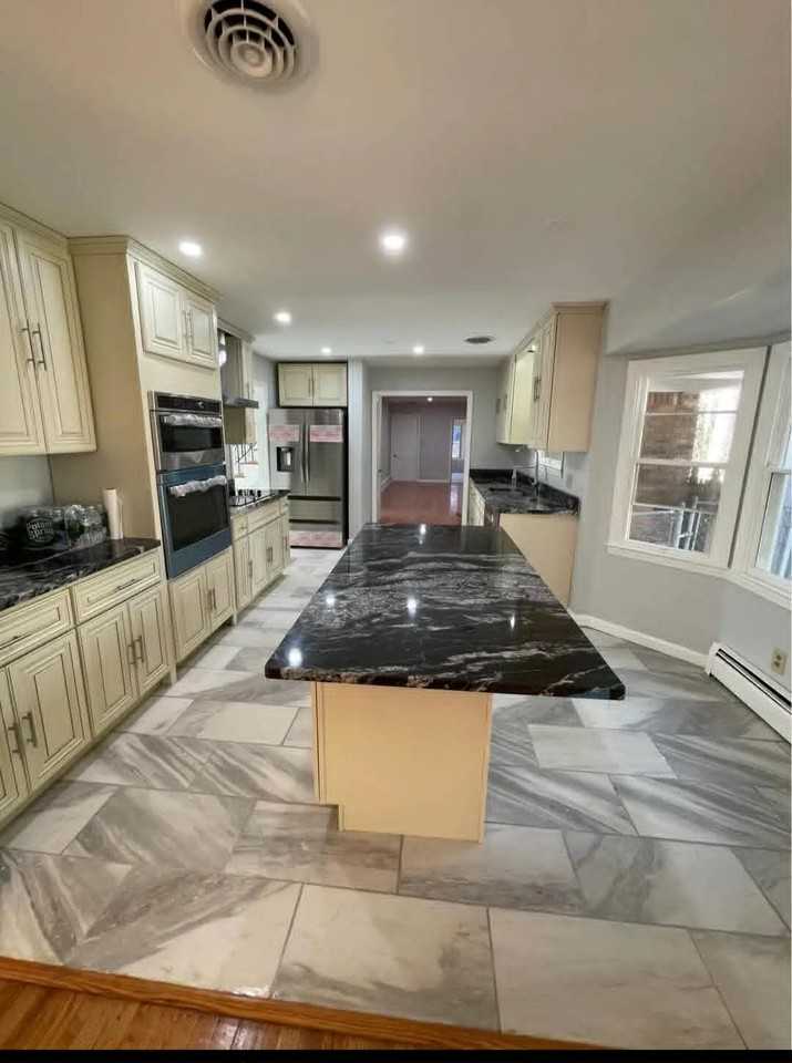 3 Victoria Dr #NA - Photo 2 of 21