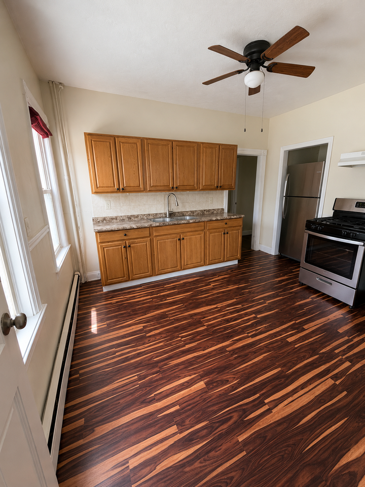 37 Bowers St #1 - Photo 2 of 8