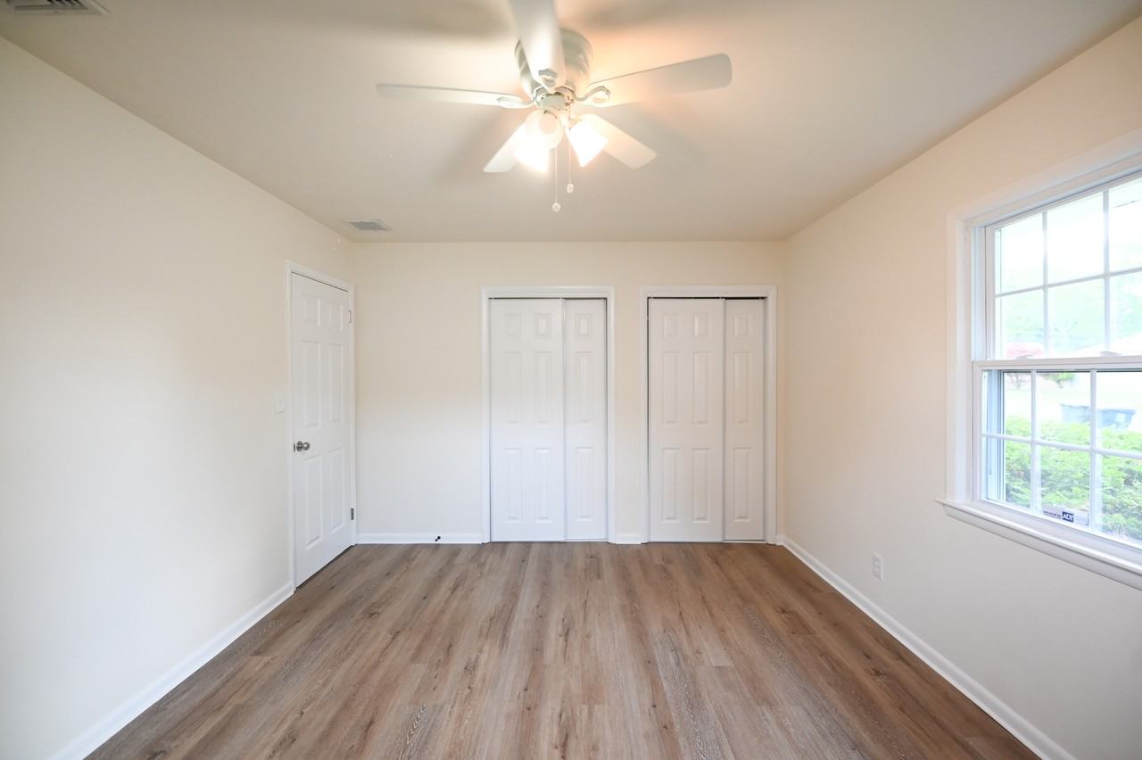 105 Daniel Dr #NA - Photo 5 of 19