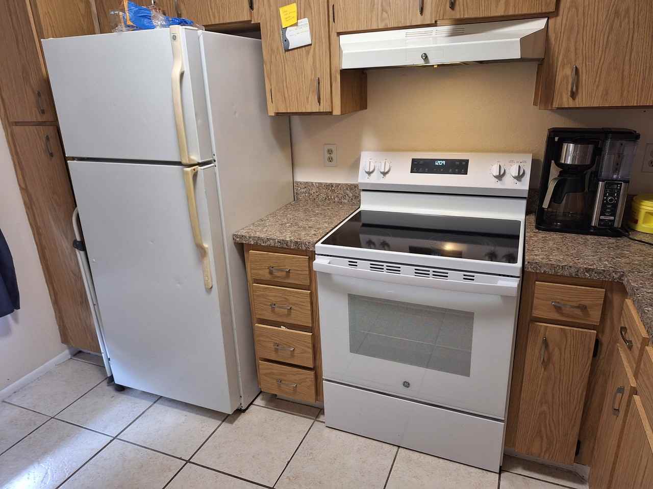 2910 Wainwright Ct - Photo 2 of 13