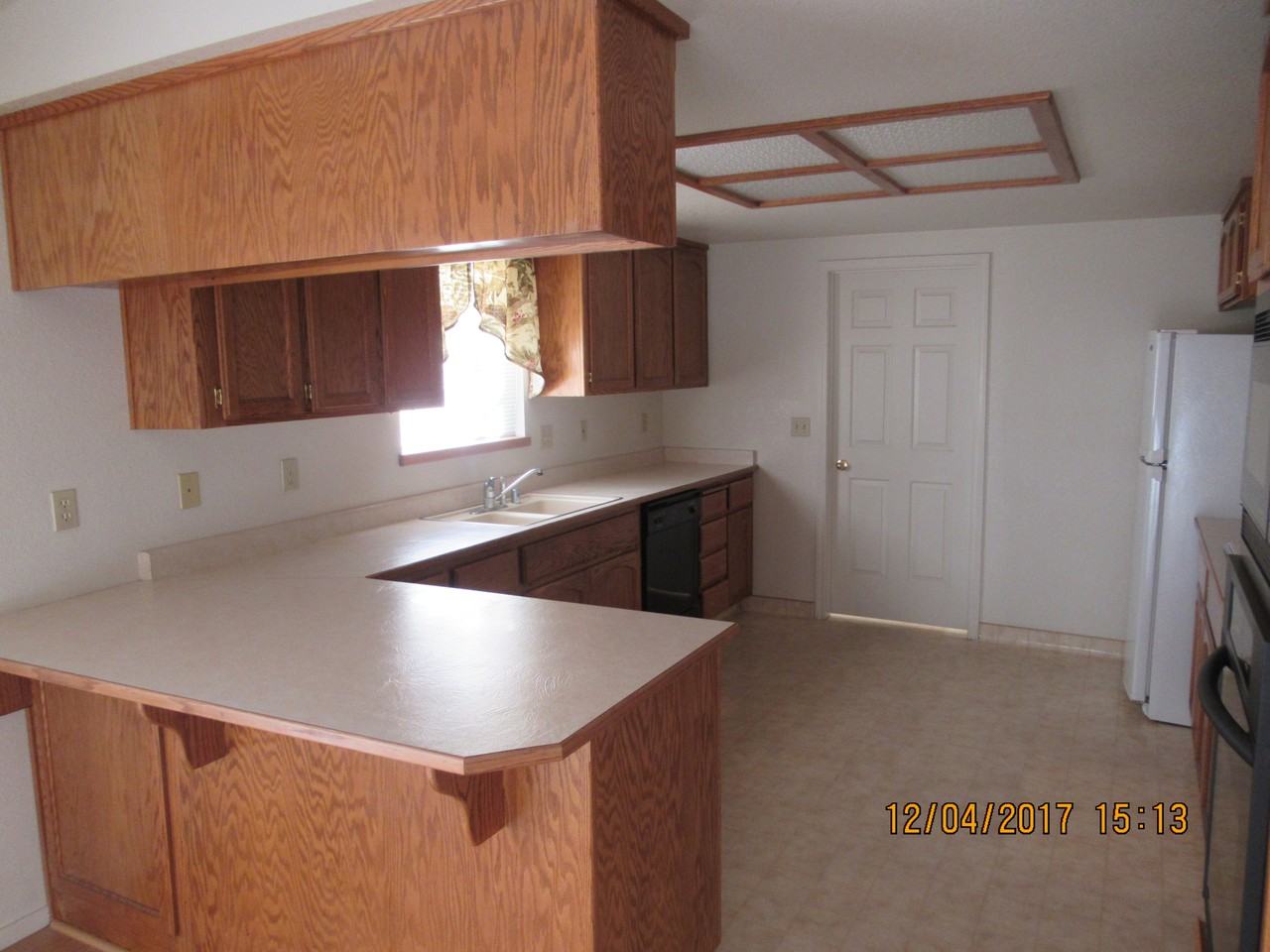 975 Adobe Dr #NA - Photo 6 of 11