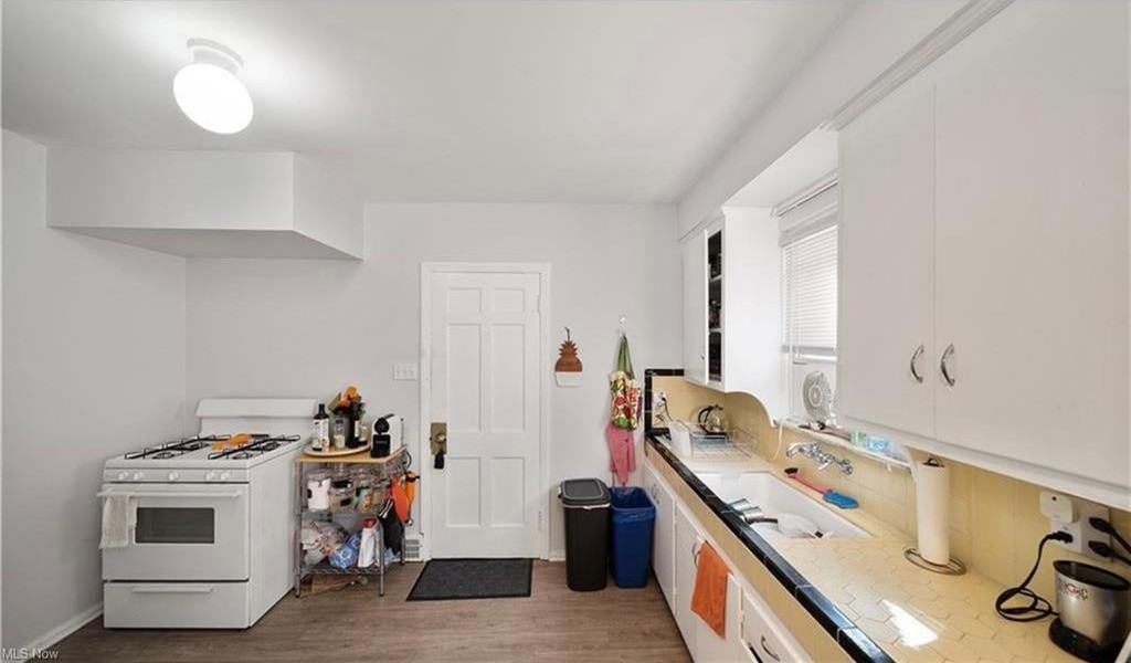 13834 Cedar Rd #NA - Photo 2 of 11