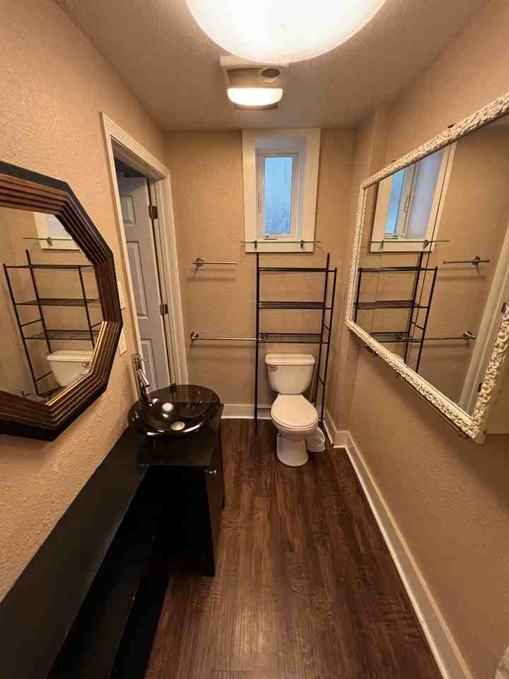 315 N 26th St #1 - Photo 3 of 19